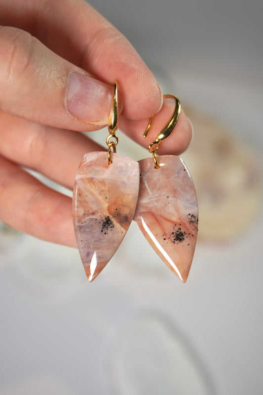 Stone dagger