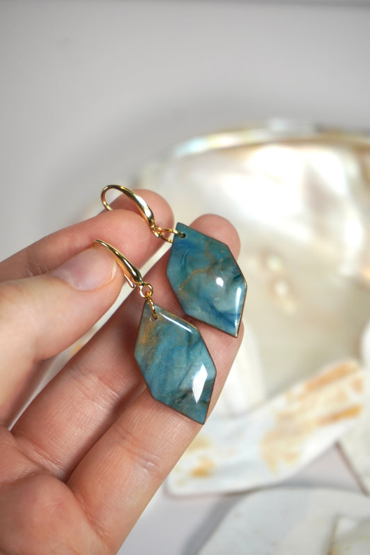Blue gemstone small
