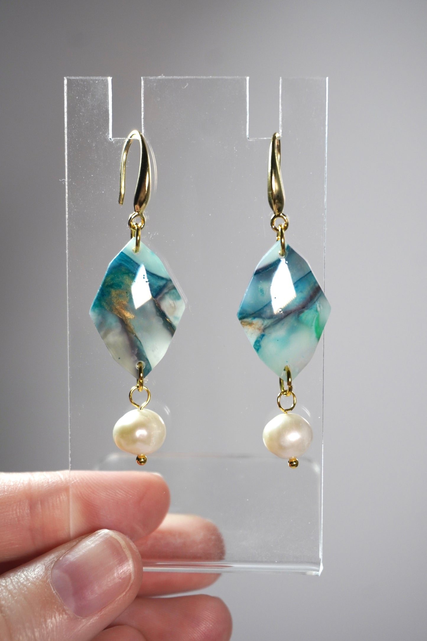 Translucent Blue Stone with natural freshwater pearl