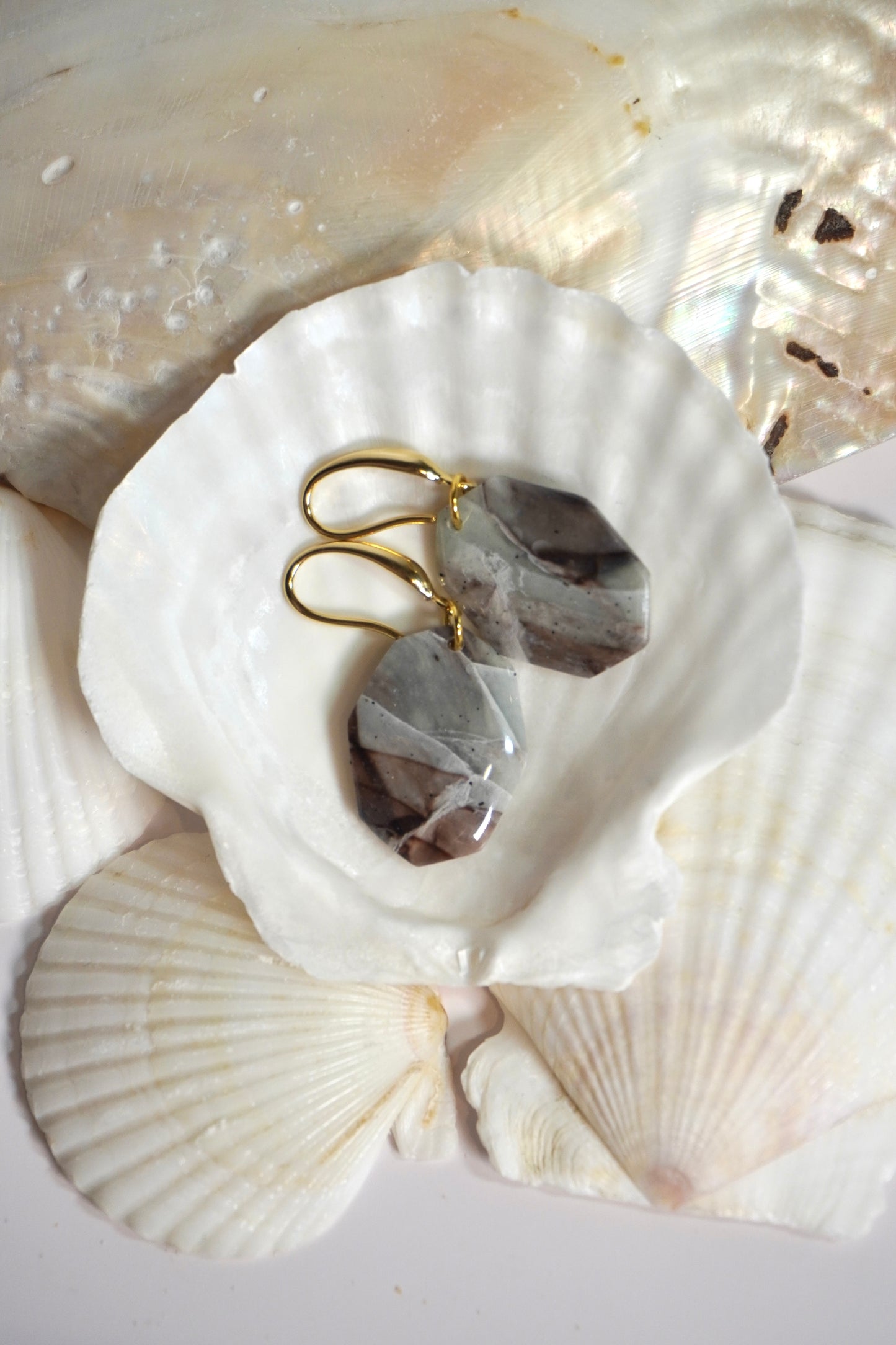 Grey Stone gemstone 1