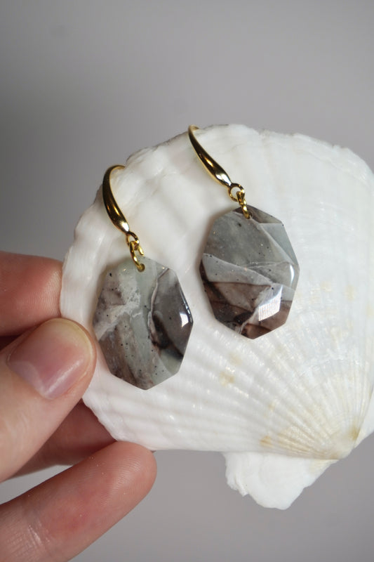Grey Stone gemstone 1