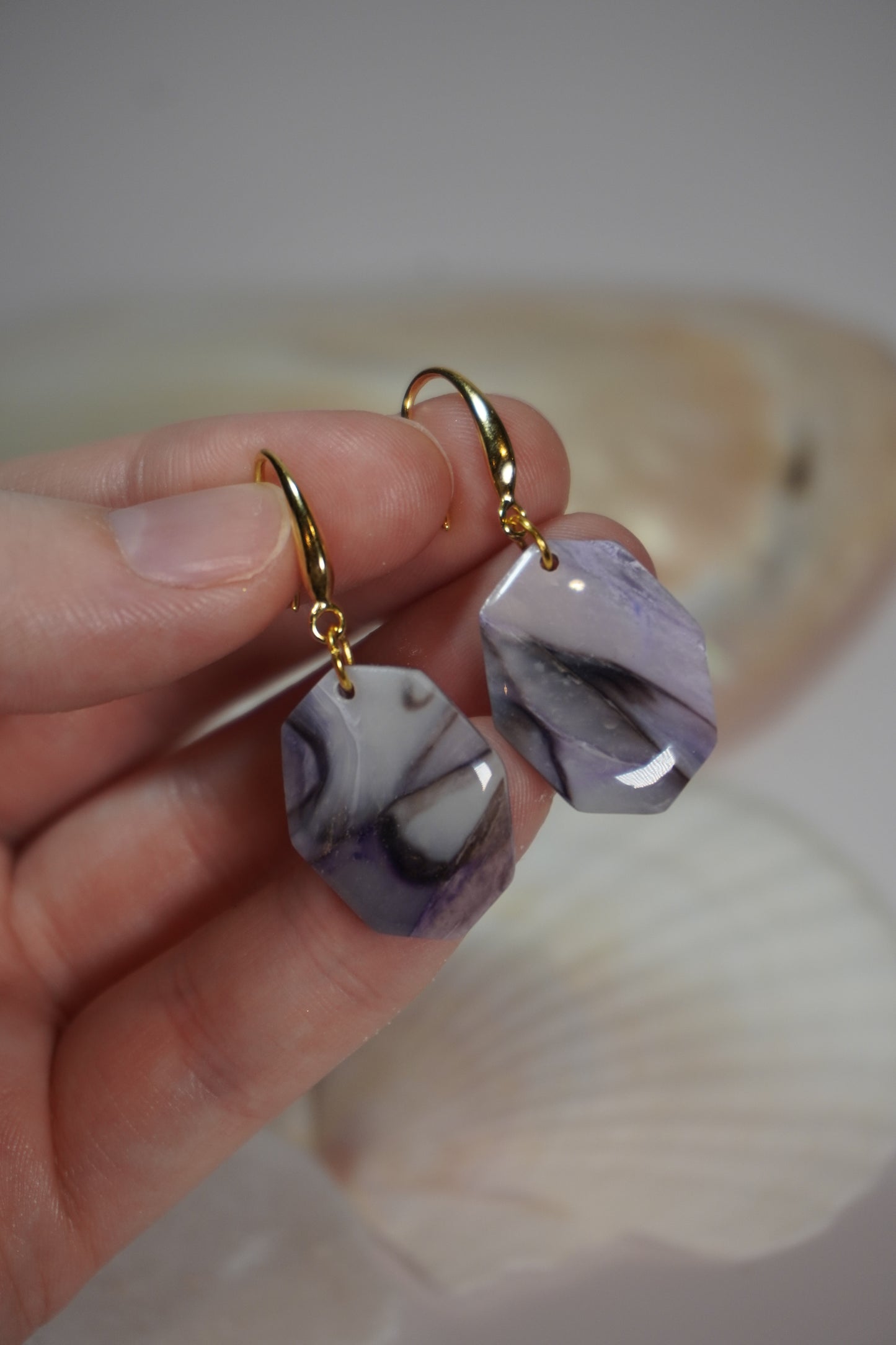 Purple Neutral Gemstone 2