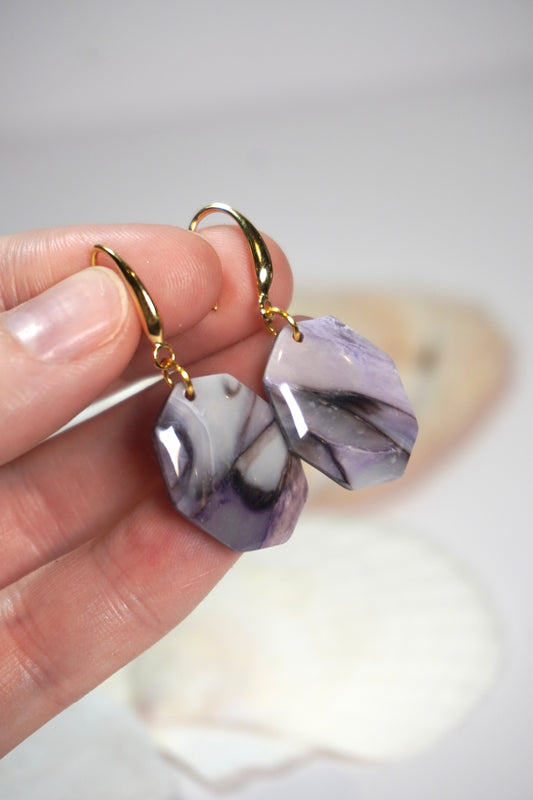 Purple Neutral Gemstone 2