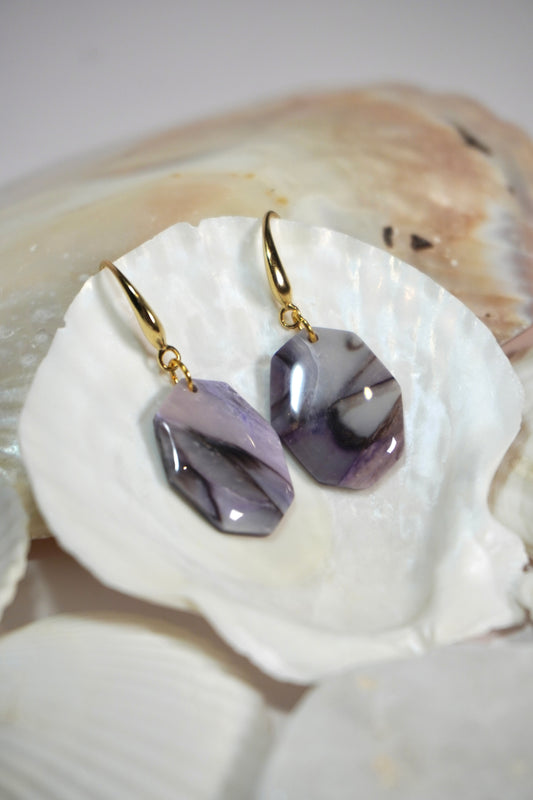 Purple Neutral Gemstone 2