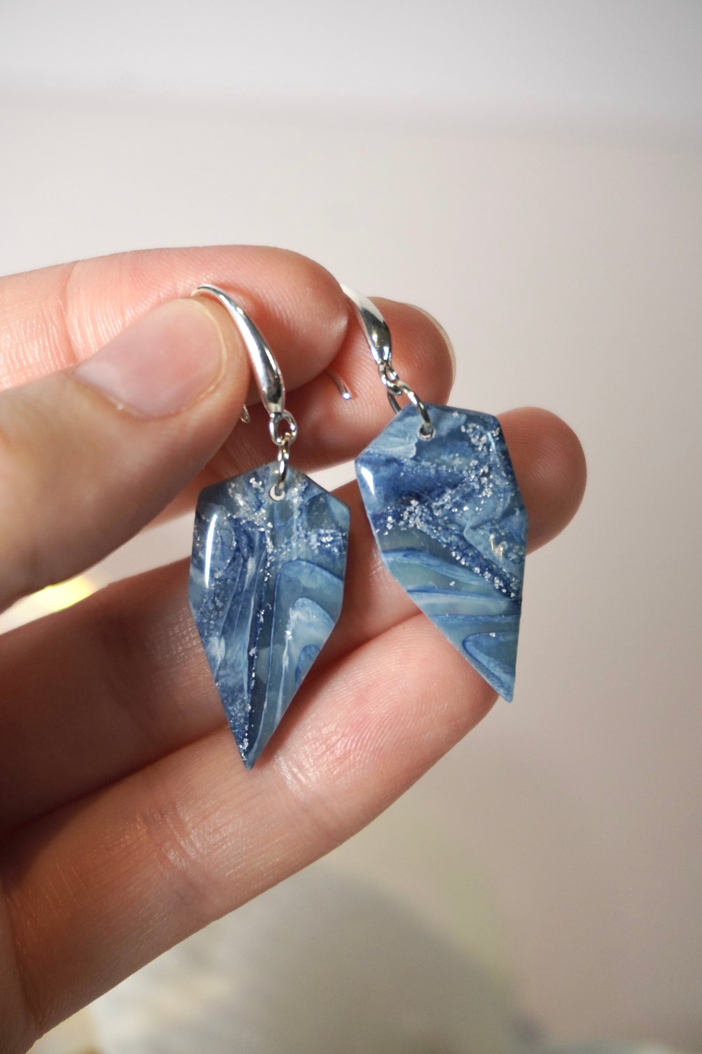 Blue and Silver Twist dagger